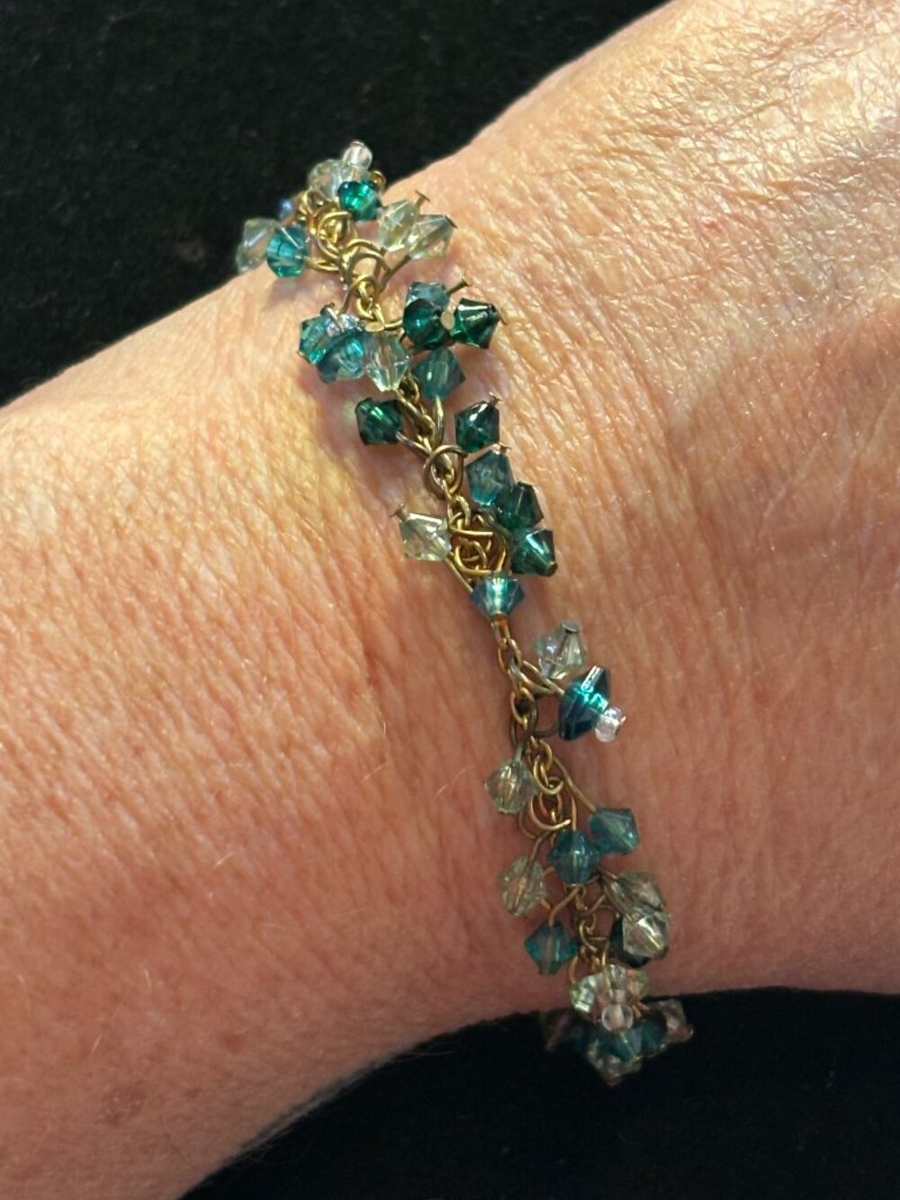 Vintage Teal & Green Faceted Bead Dangle Cluster Gold Tone Chain Bracelet